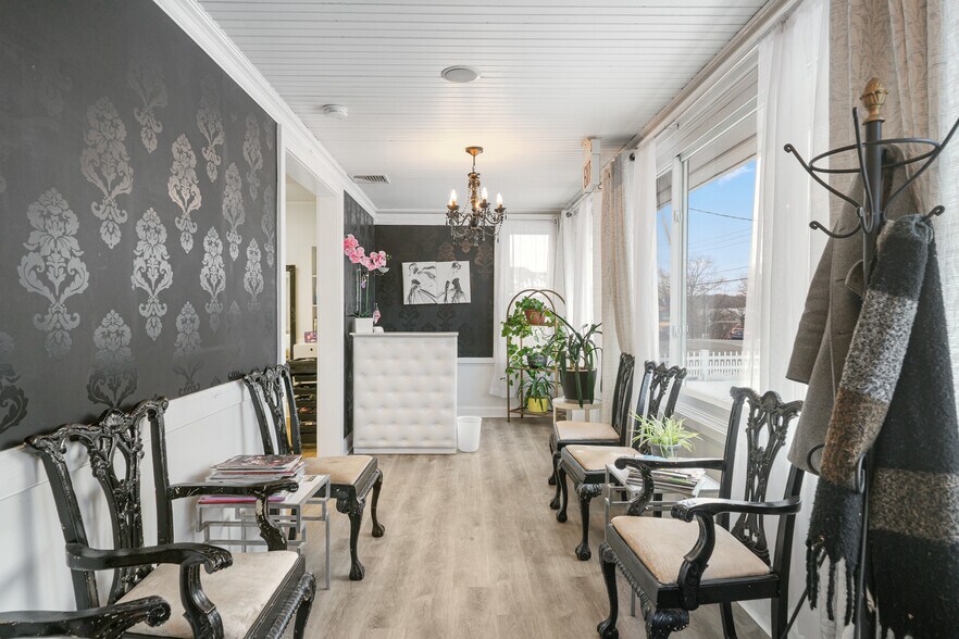 More Photos Of 118 Columbus Ave, Valhalla Office Residential For Lease