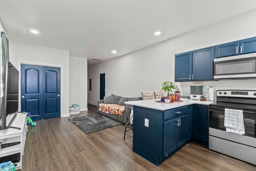 More Photos Of 1602 Cypress St, Baltimore Apartments For Sale