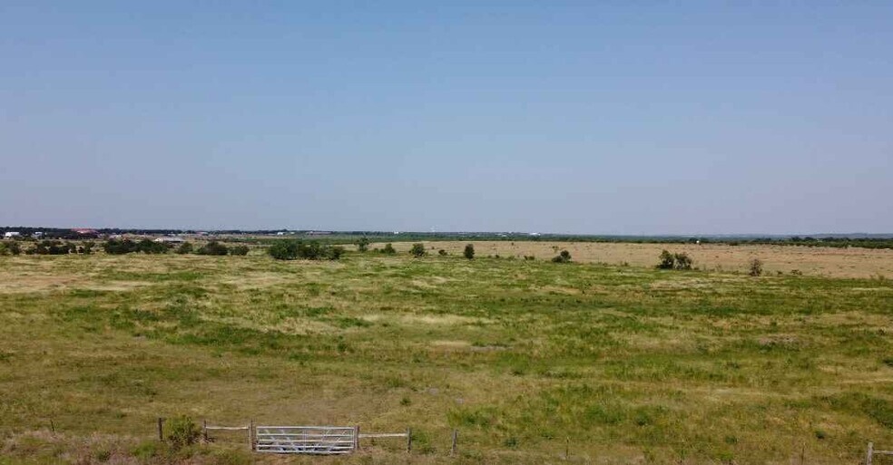 More Photos Of Kellam Road, Del Valle Land For Sale