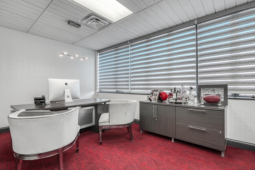 More Photos Of 200 E Eckerson Rd, New City Medical For Lease