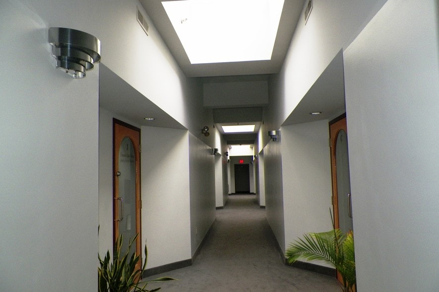 More Photos Of 400 Reservoir Ave, Providence Office For Sale