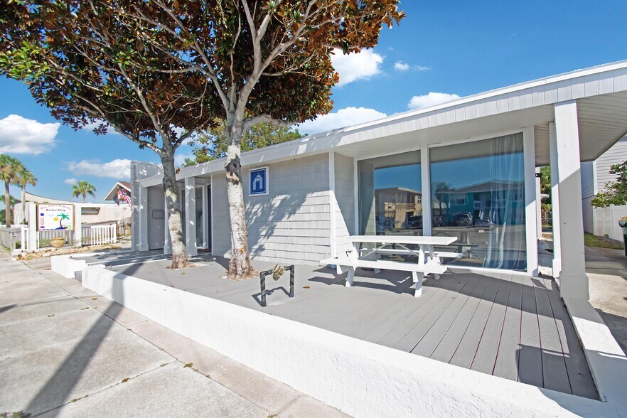 More Photos Of 315 11th Ave N, Jacksonville Beach Medical For Lease