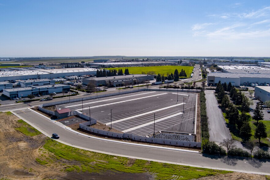 More Photos Of 920 Performance Dr, Stockton Land For Lease