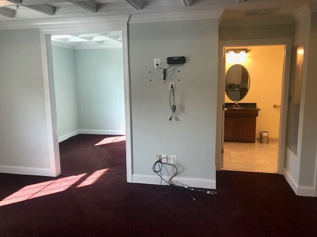 More Photos Of 3 Market St, Plainsboro Storefront Retail Office For Sale