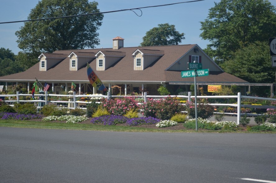 Primary Photo Of 7159 Burke Ln, Warrenton Freestanding For Lease