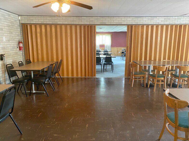More Photos Of 1640 W US-2, Crystal Falls Restaurant For Lease