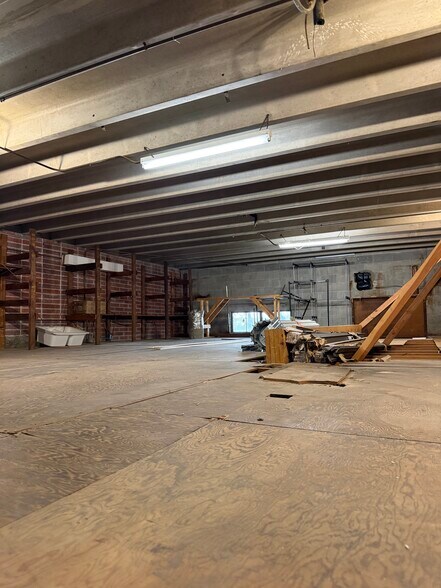 More Photos Of 1201 W Main St, Leesburg Service For Lease