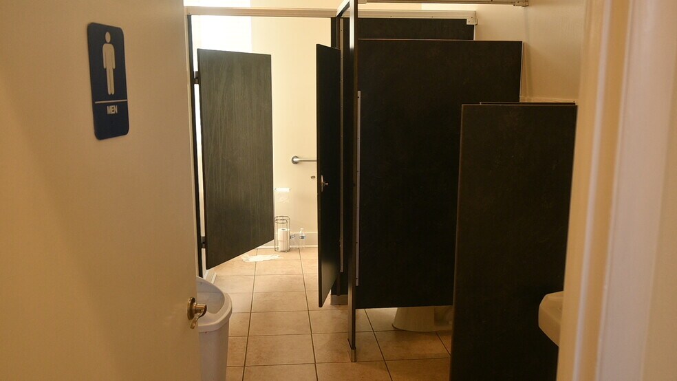 More Photos Of 2715-2725 22nd St NE, Washington Religious Facility For Sale
