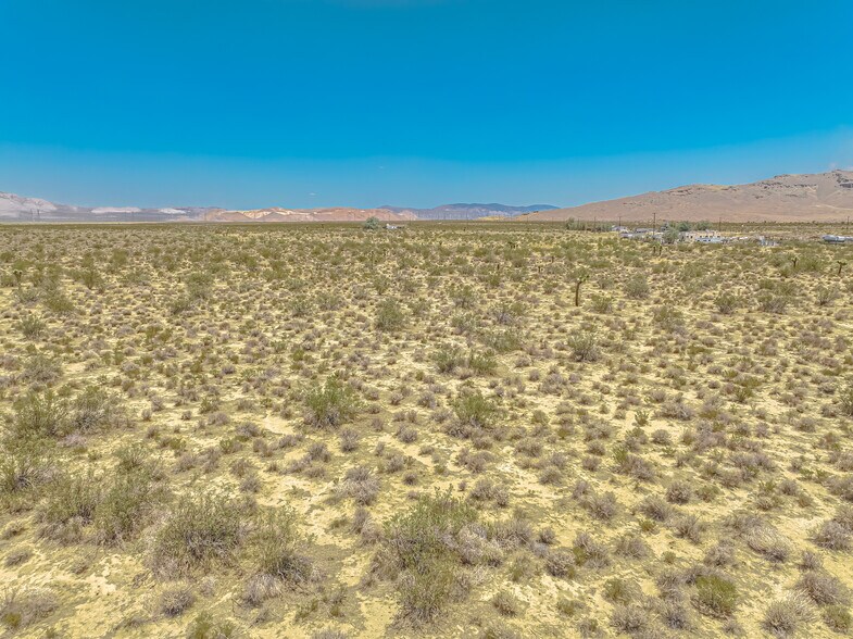 More Photos Of Favorito, Rosamond Land For Sale