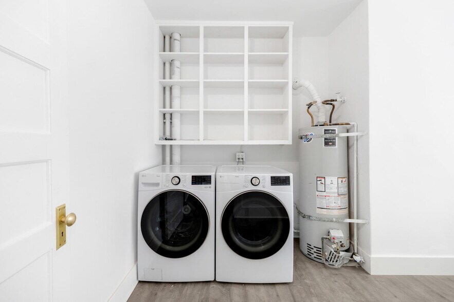 More Photos Of 548 N Kenmore Ave, Los Angeles Multifamily For Sale