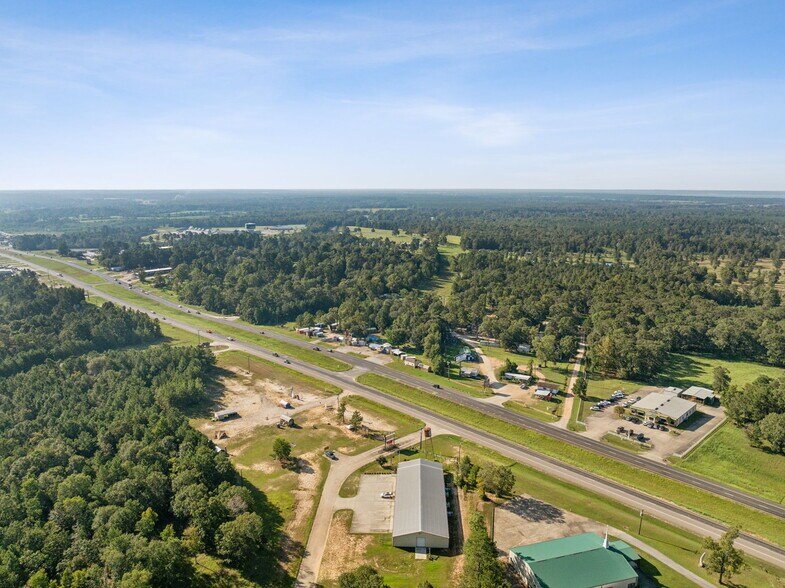 More Photos Of 3344 U S Highway 190 W, Livingston Freestanding For Lease