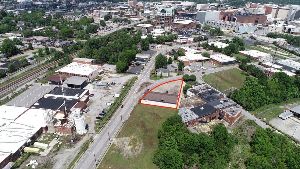 More Photos Of 619 W Green Dr, High Point Manufacturing For Lease