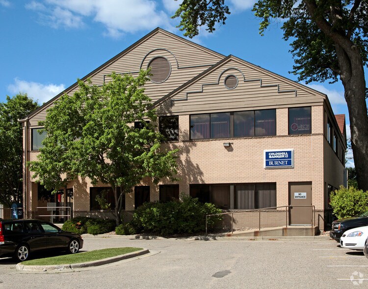 Primary Photo Of 510 N Chestnut St, Chaska Office For Lease