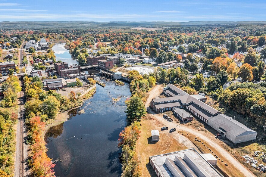More Photos Of 70 W River St, Orange Warehouse For Lease