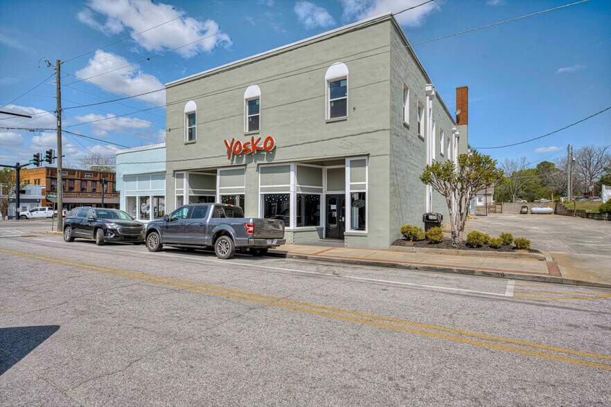 More Photos Of 111 Main Street, Lincolnton Flex For Sale