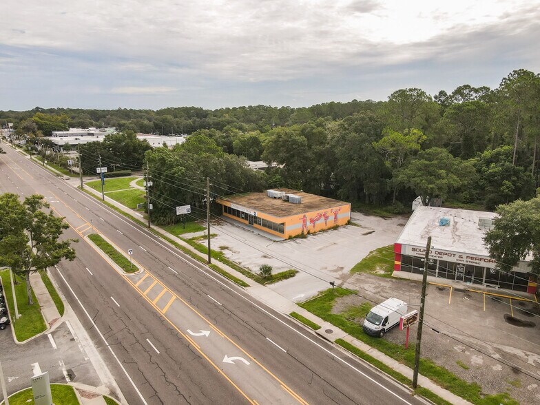 More Photos Of 1947 N Main St, Gainesville Freestanding For Sale