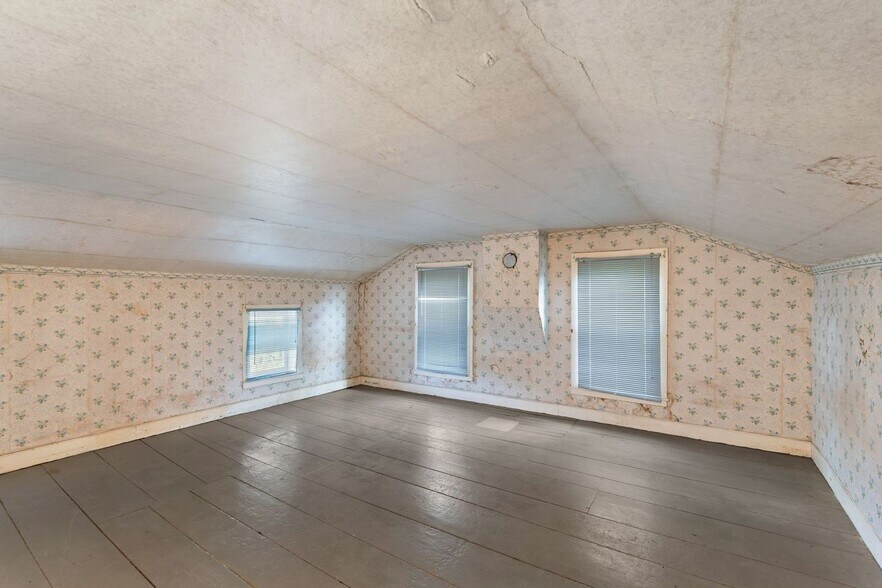 More Photos Of 5278 S Livonia Rd, Livonia Industrial For Sale