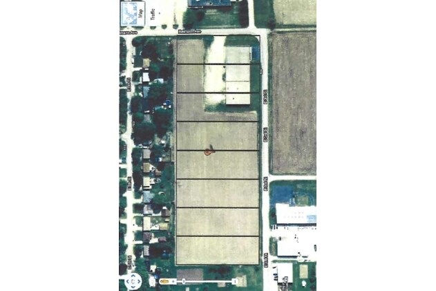 More Photos Of 1125 E 3rd St, Sandwich Warehouse For Sale