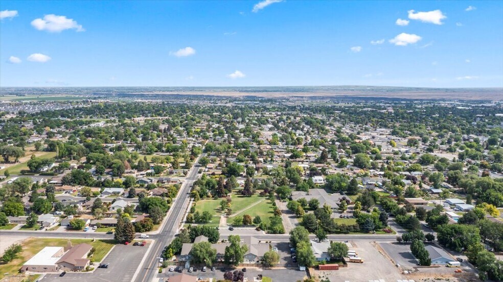 More Photos Of 273 Shoup Ave W, Twin Falls Office For Sale