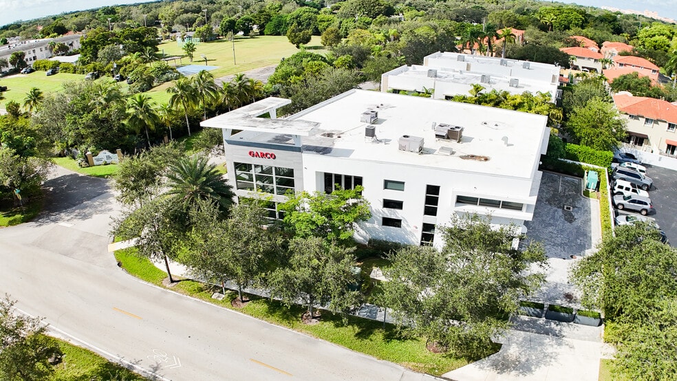 More Photos Of 9500 SW 77th Ave, Miami Office For Sale