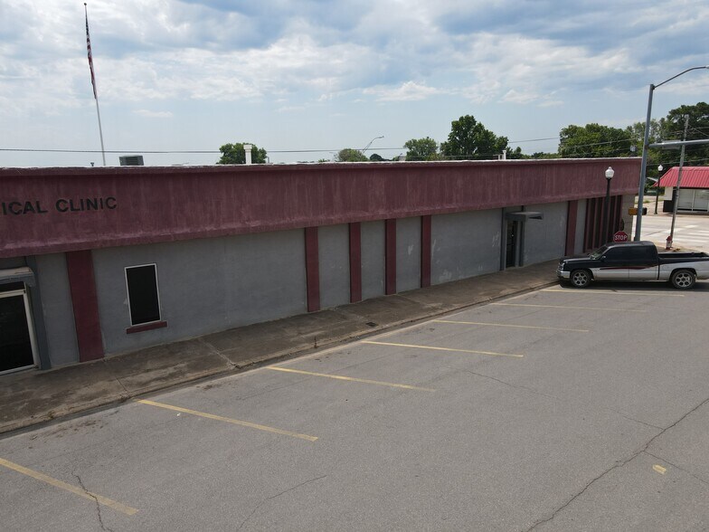 More Photos Of 628 4th St, Healdton Healthcare For Sale