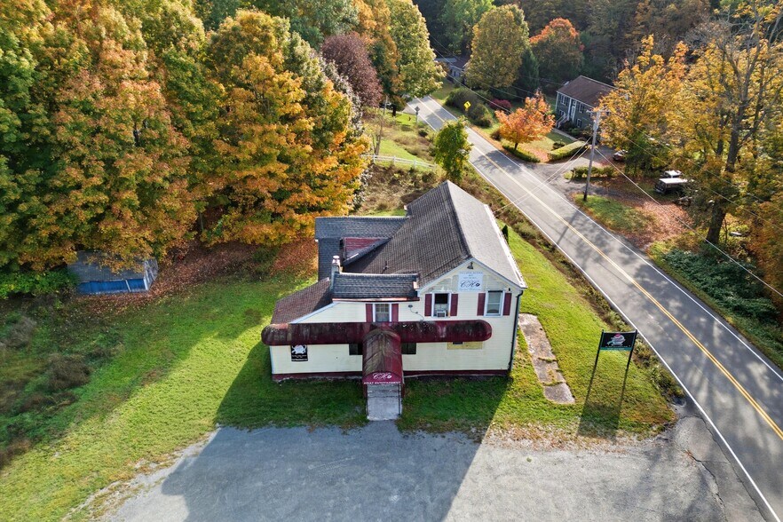 More Photos Of 205 Snyders Corner Rd, Wynantskill Lodge Meeting Hall For Sale