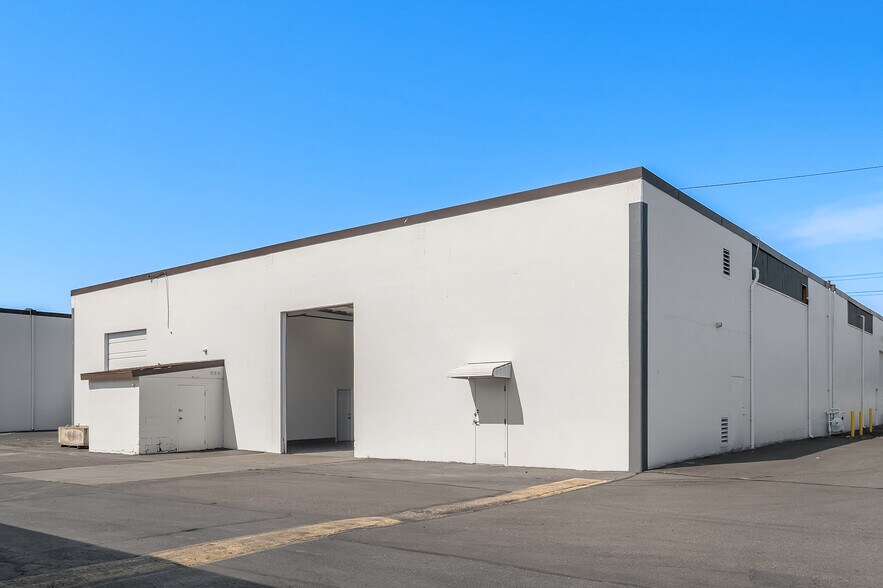 More Photos Of 7901 2nd Ave S, Seattle Warehouse For Lease