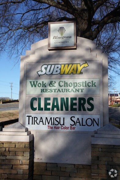 More Photos Of 1525 McFarland Rd, Alpharetta Storefront For Lease