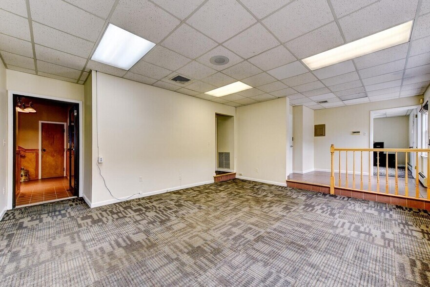 More Photos Of 410 Franklin Ave, Nutley Office For Lease
