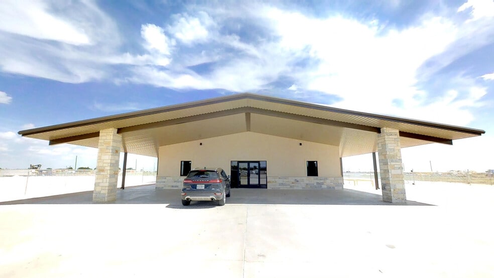 Primary Photo Of 1402 SW Mustang Dr, Andrews Industrial For Sale