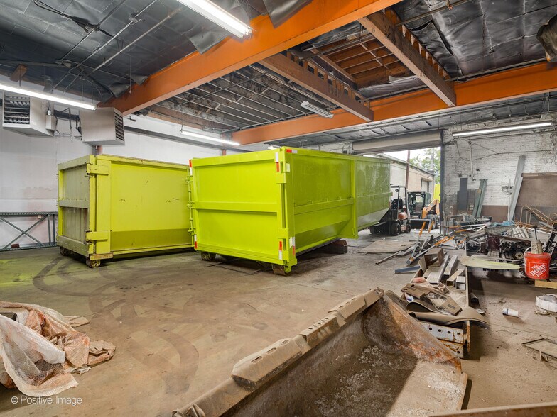 More Photos Of 2525 S Wabash Ave, Chicago Industrial For Sale