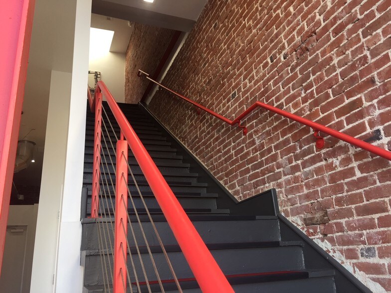 More Photos Of 120 E 3rd St, Long Beach Coworking Space