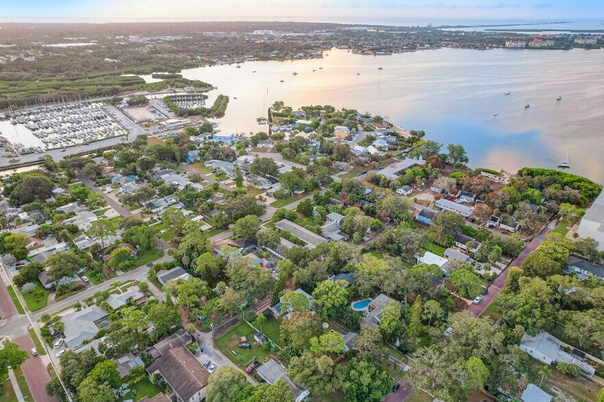 More Photos Of 3017 49th St S, Gulfport Apartments For Sale