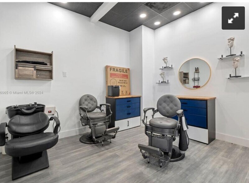 More Photos Of 2300 W 84th St, Hialeah Office For Sale