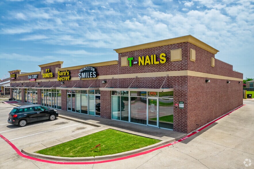 Primary Photo Of 501 E Princeton Dr, Princeton Storefront For Lease