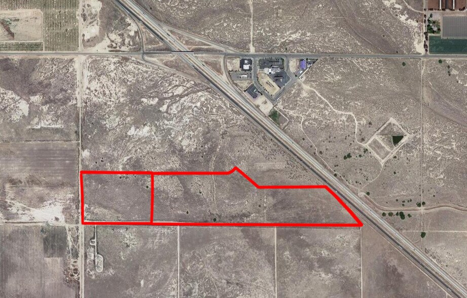 More Photos Of I-5 @ Stockdale Hwy, Tupman Land For Sale
