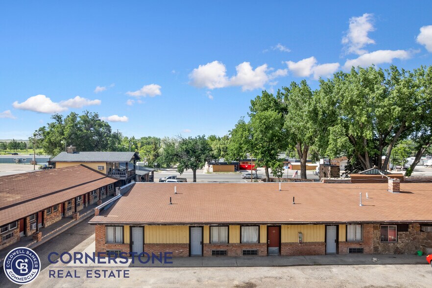 More Photos Of 628 E Richards St, Douglas Hotel For Sale