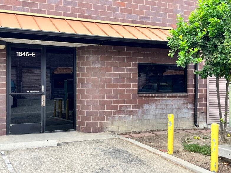 Primary Photo Of 1846 W 11th St, Upland Warehouse For Sale