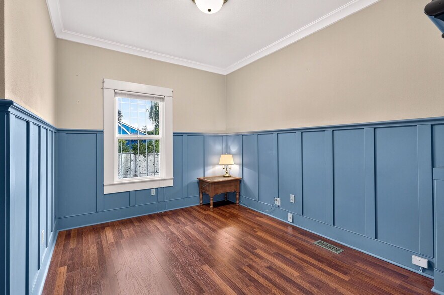 More Photos Of 8606 SE 17th Ave, Portland Office For Lease