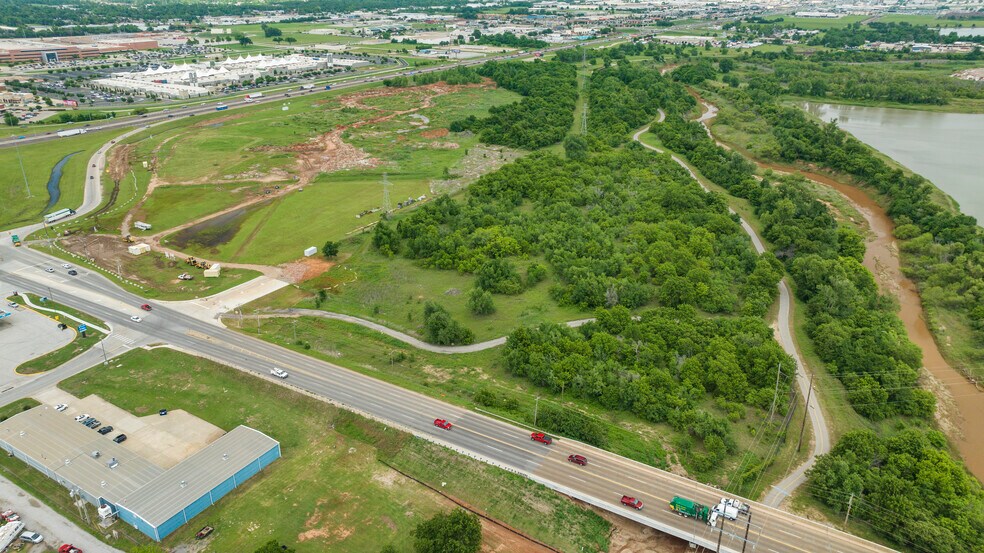 More Photos Of 900 S Council Rd, Oklahoma City Land For Sale