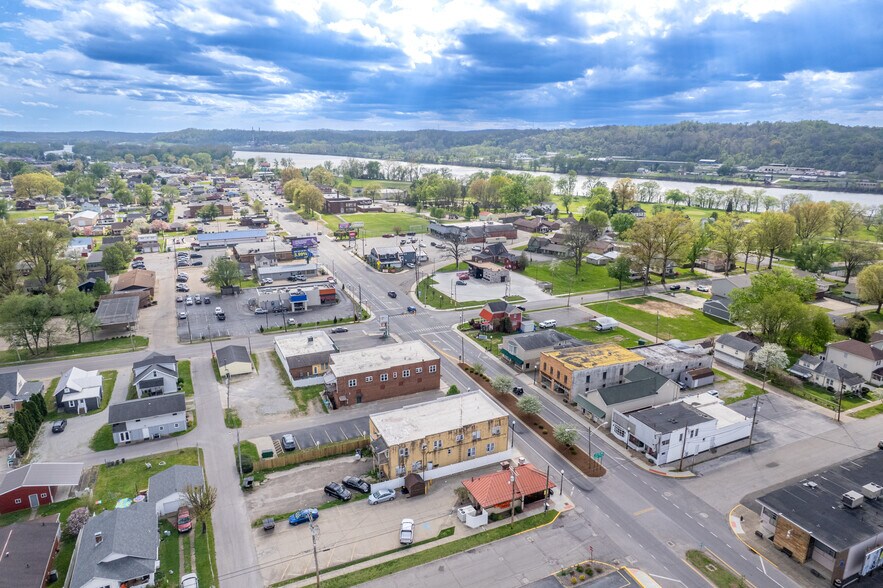 More Photos Of 2815 Grand Central Ave, Vienna General Retail For Sale