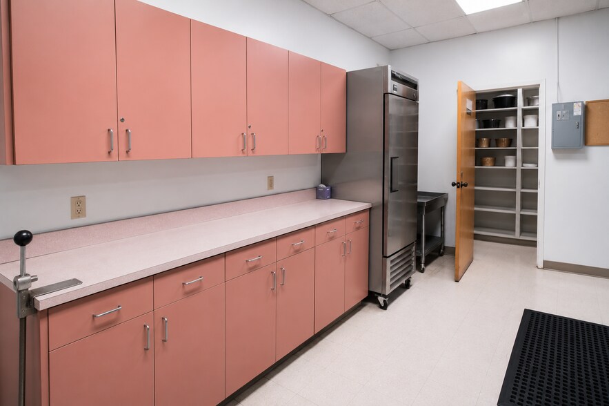 More Photos Of 50 Donnie Ave NW, Concord Specialty For Lease