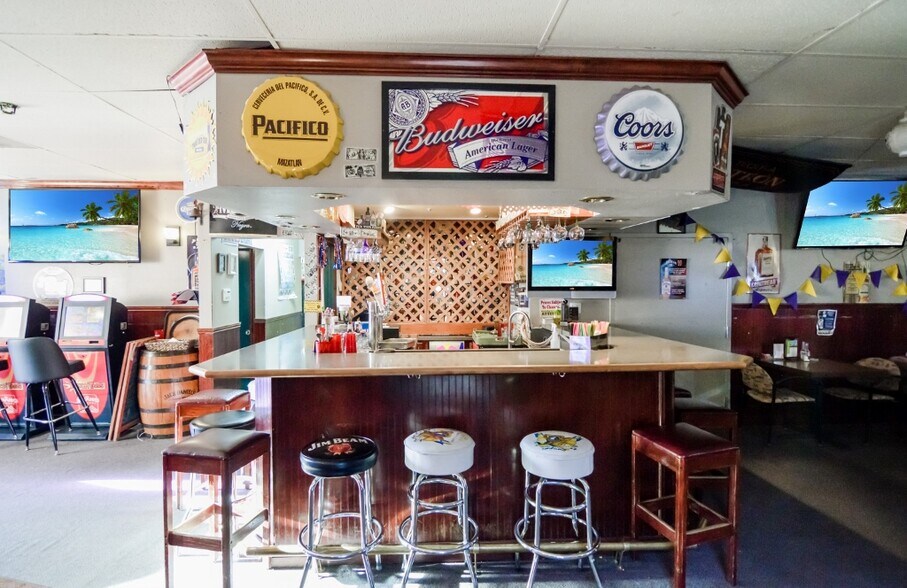 More Photos Of 819 Main St, Caldwell Restaurant For Sale