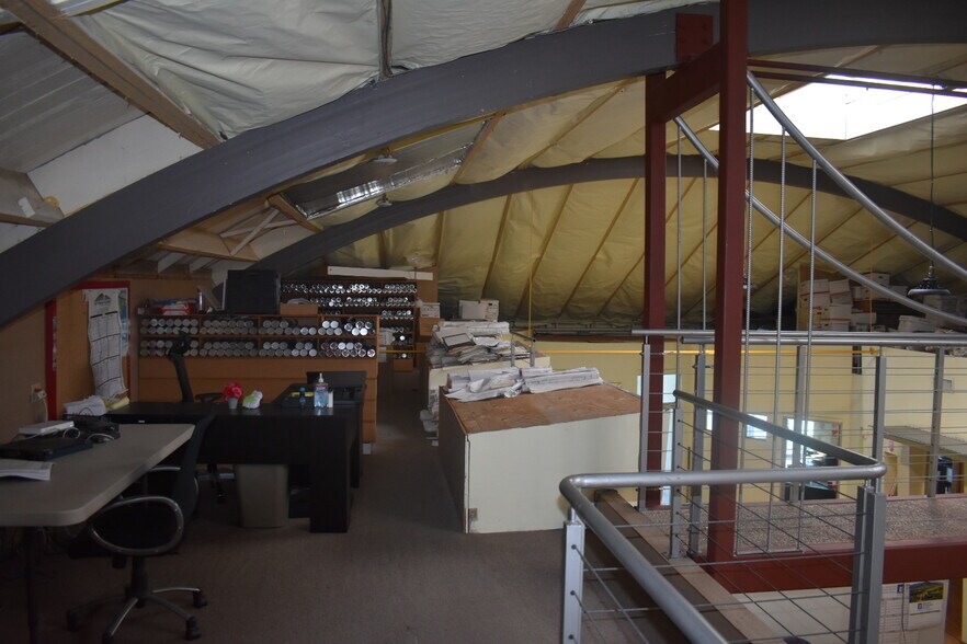 More Photos Of 5508 Santa Fe Ave, Los Angeles Light Manufacturing For Sale