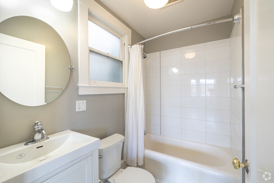 More Photos Of 1244 2nd Ave, Oakland Apartments For Sale