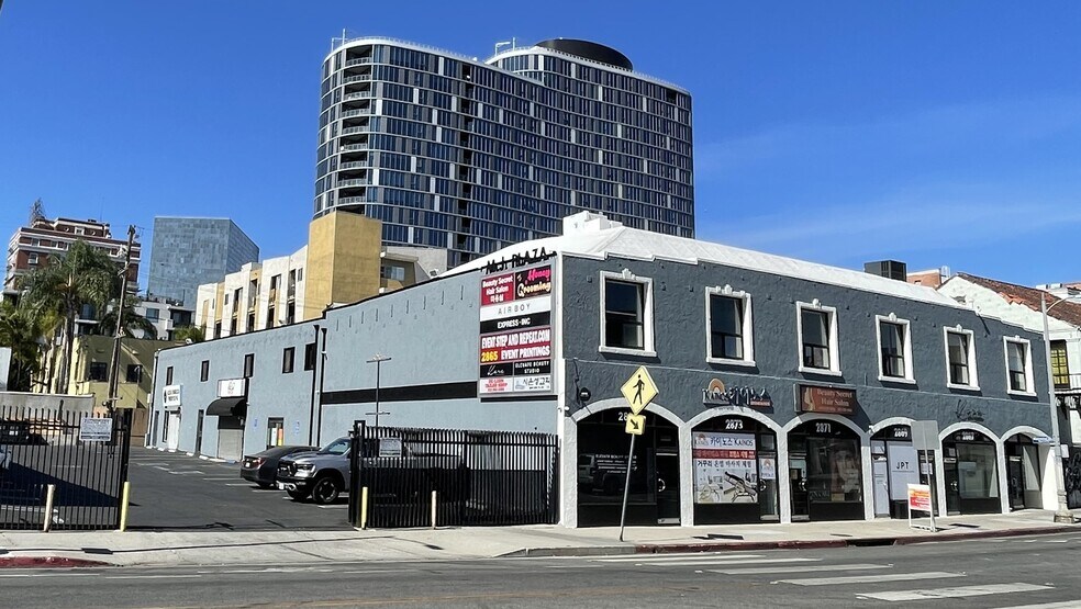 More Photos Of 2865-2875 W 7th St, Los Angeles General Retail For Lease