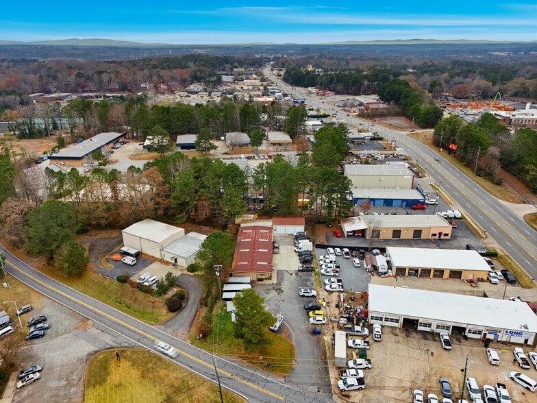 More Photos Of 961 Shallowford Rd NE, Kennesaw Warehouse For Sale