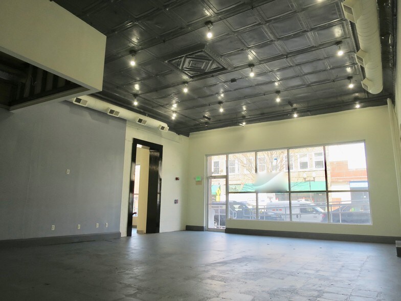 More Photos Of 66 E Main St, Westminster Office For Lease