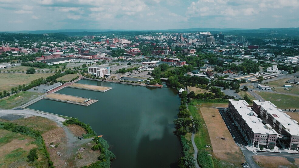 More Photos Of 128 Spencer St, Syracuse Flex For Lease