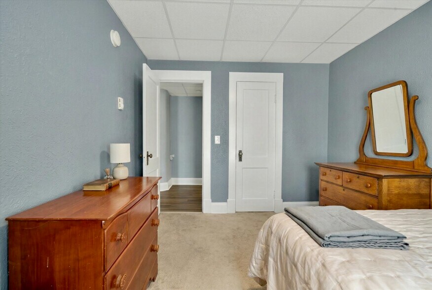 More Photos Of 9 S Main St, Manchester Storefront Retail Residential For Sale